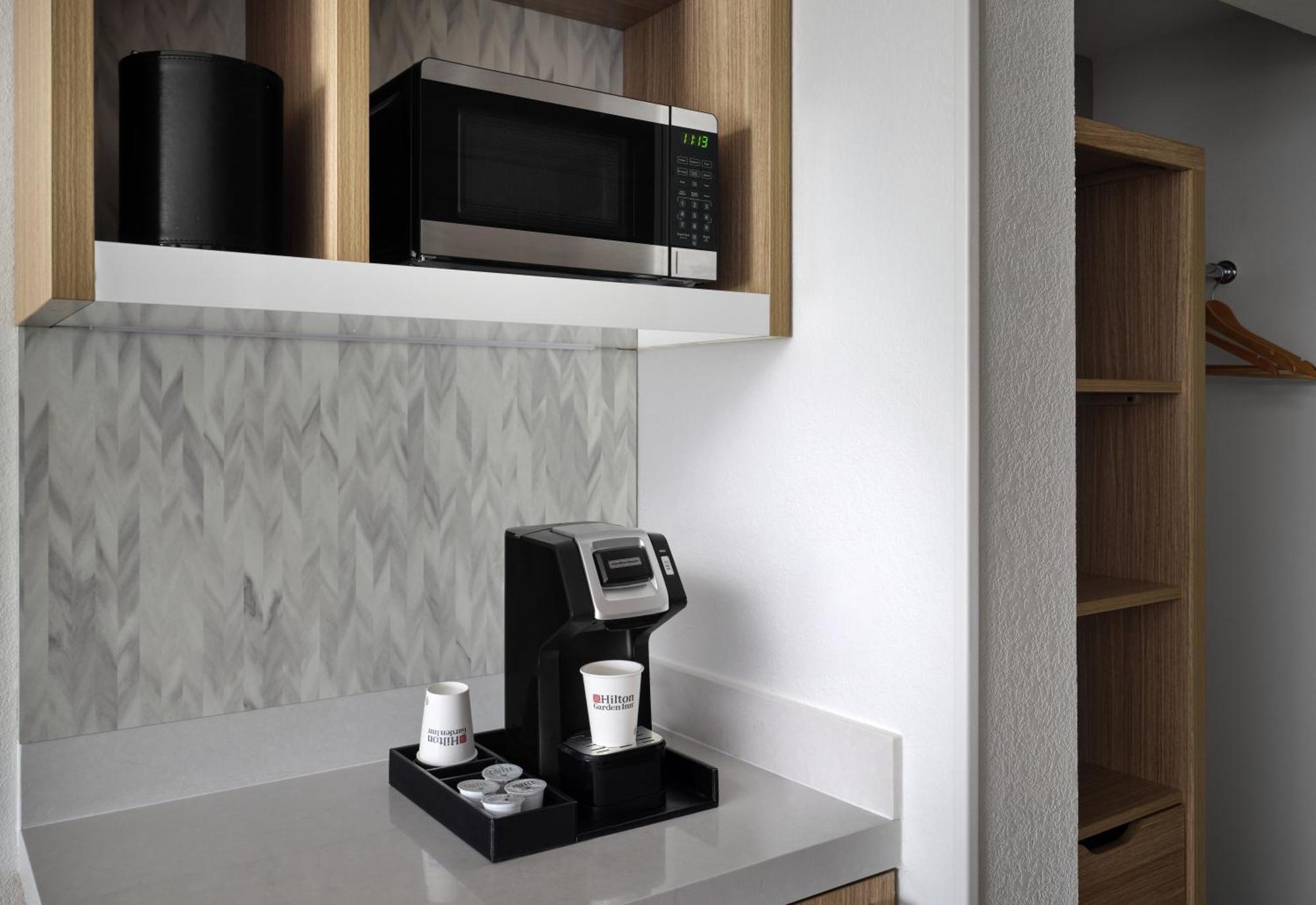 Mango Hilton Garden Inn Tampa East Brandon מראה חיצוני תמונה