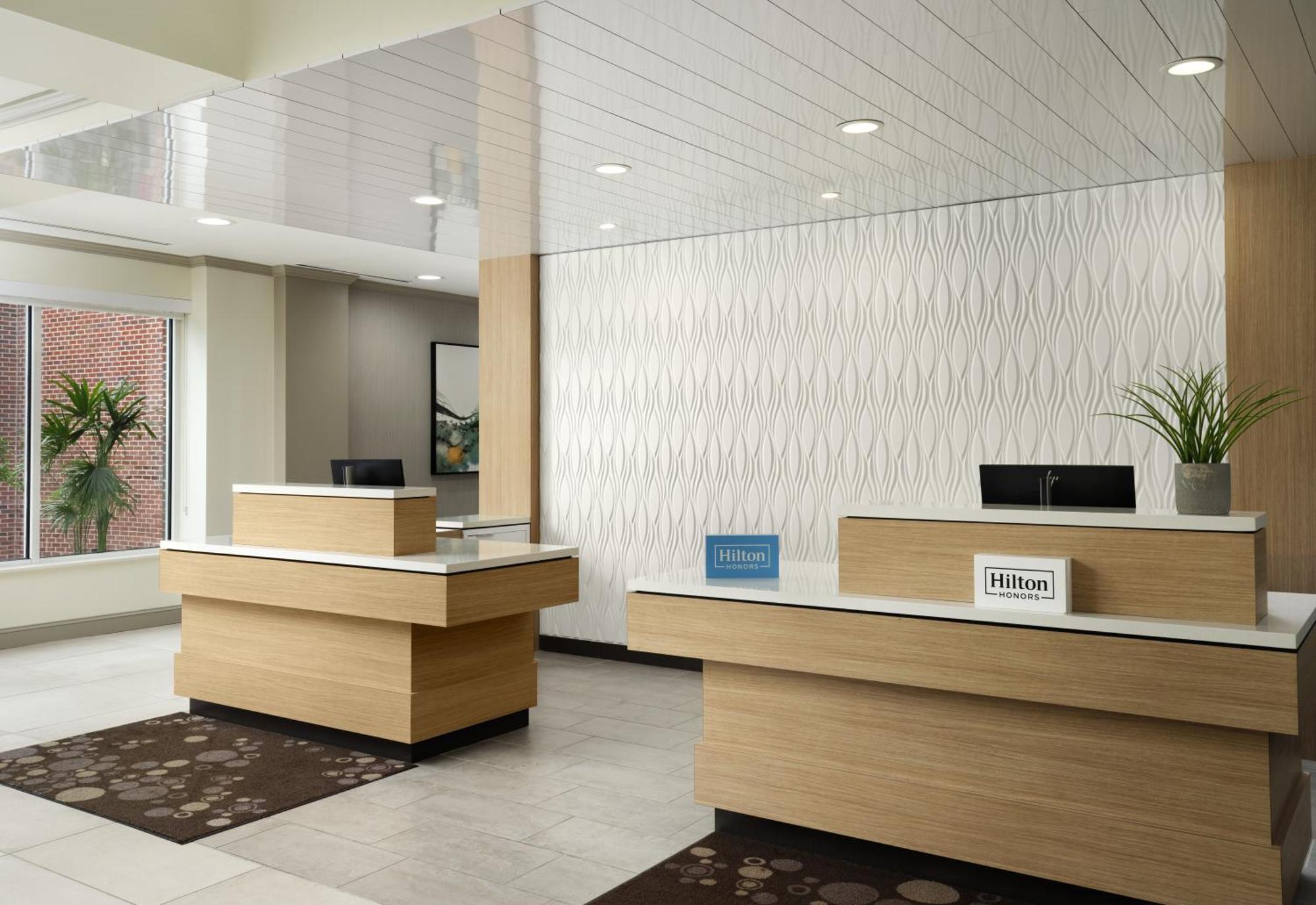 Mango Hilton Garden Inn Tampa East Brandon מראה חיצוני תמונה